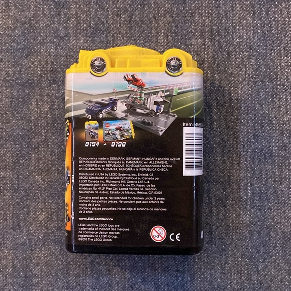 Classic LEGO Racers 1:55 unopened factory sealed model kit. - Picture 6 of 10